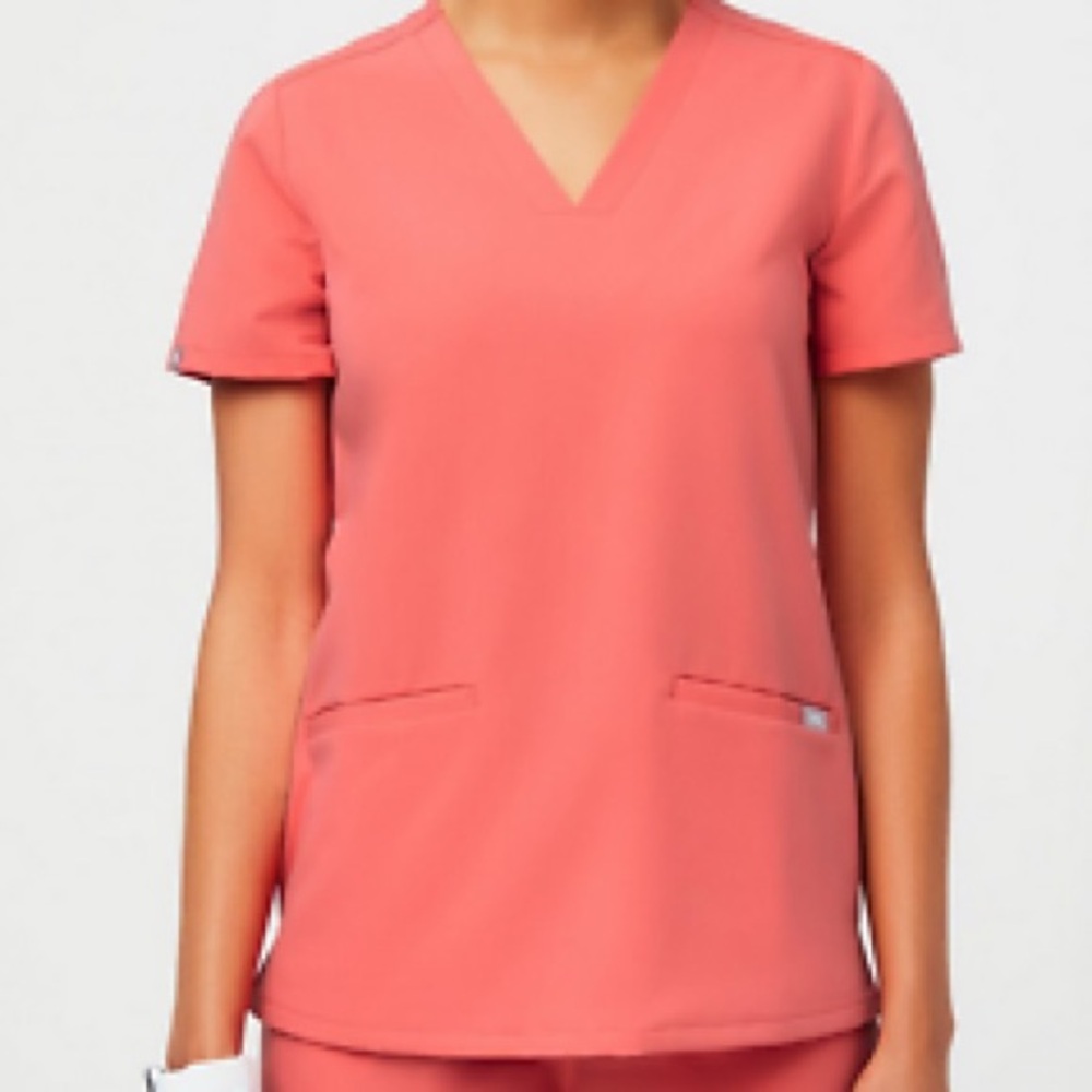 FIGS Casma top in Hot Coral